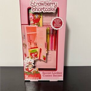 Strawberry Shortcake Secret Locker Set - Pink